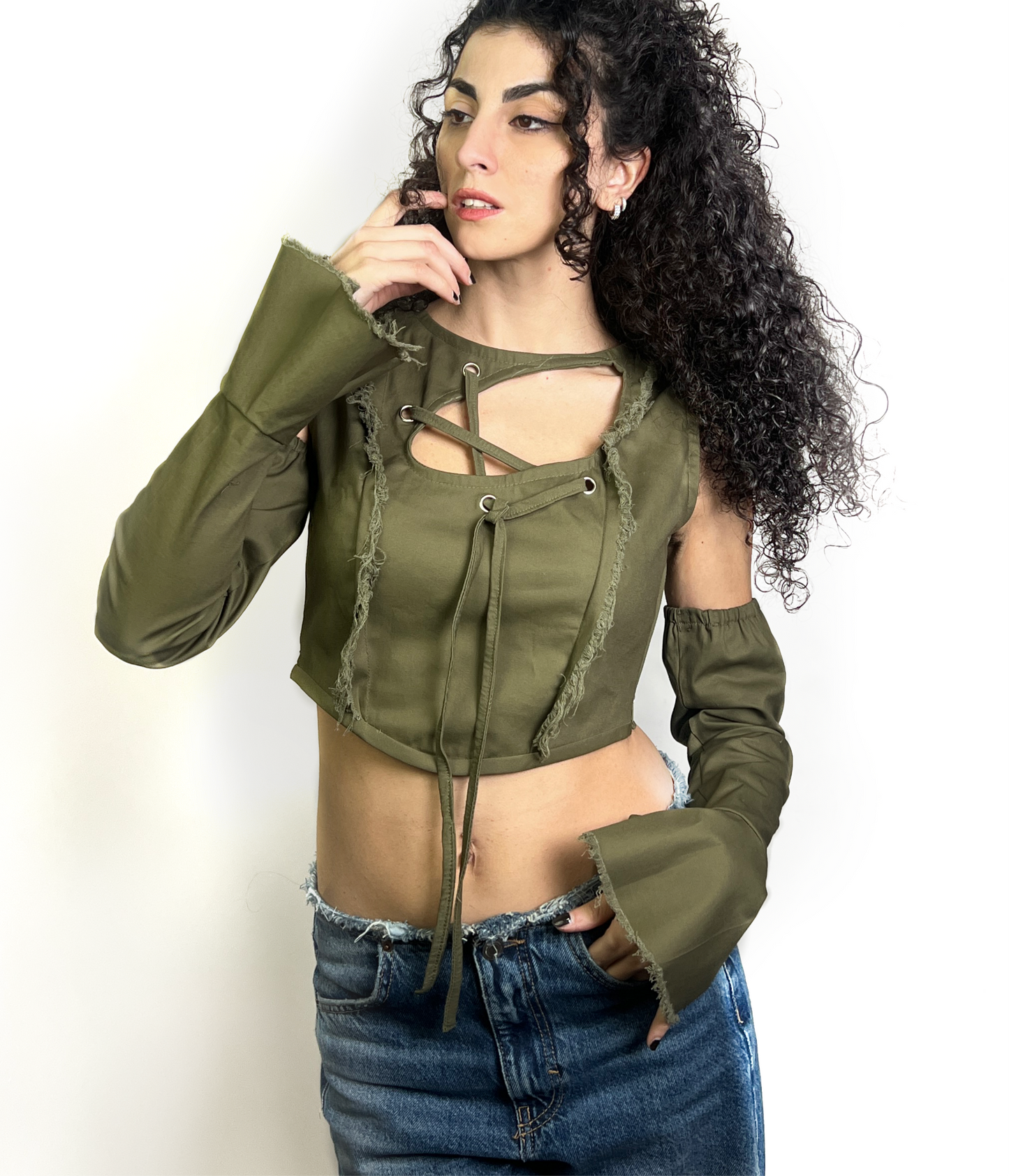 Crop top cut out AMETRIA