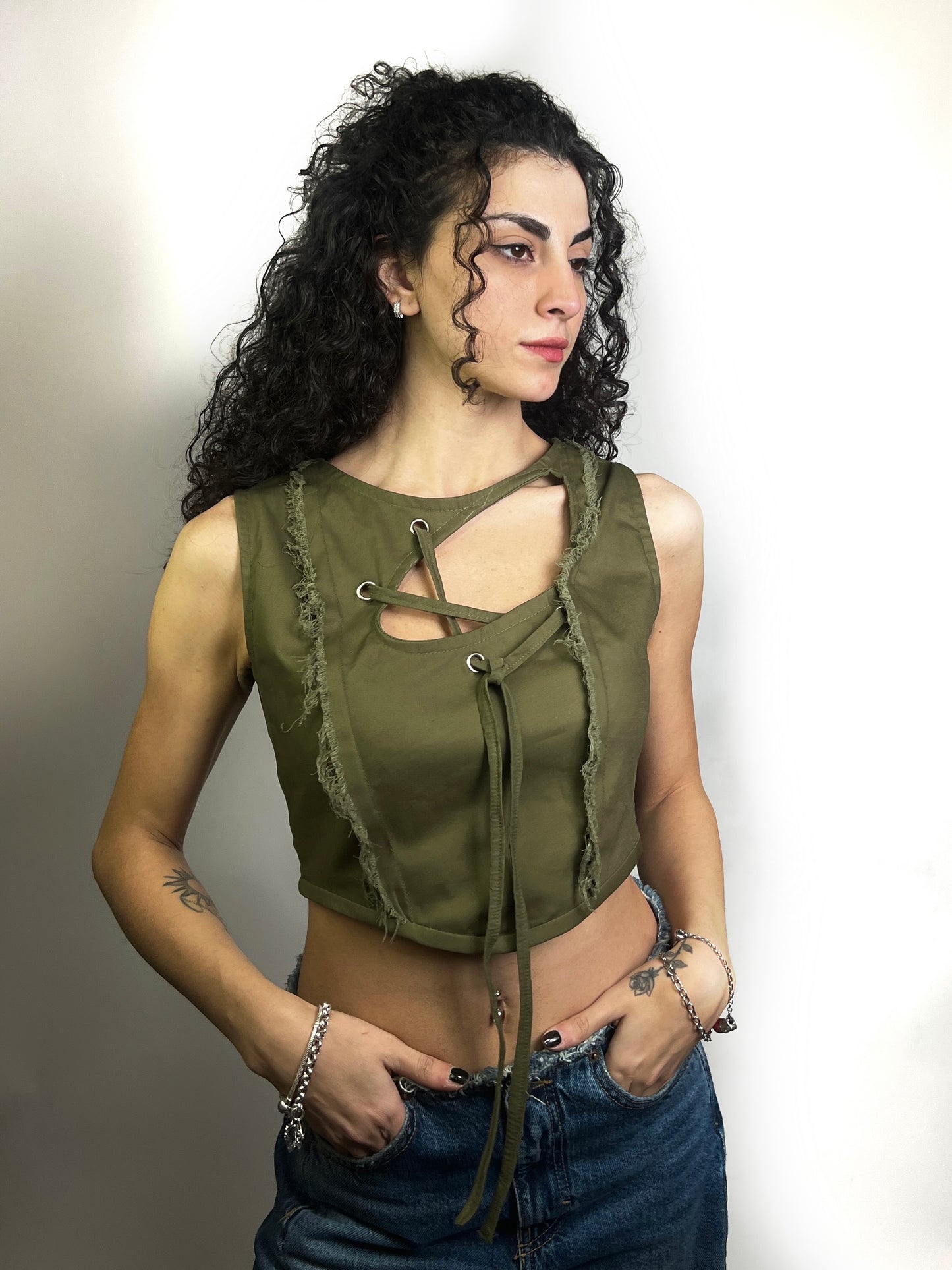 Crop top cut out AMETRIA