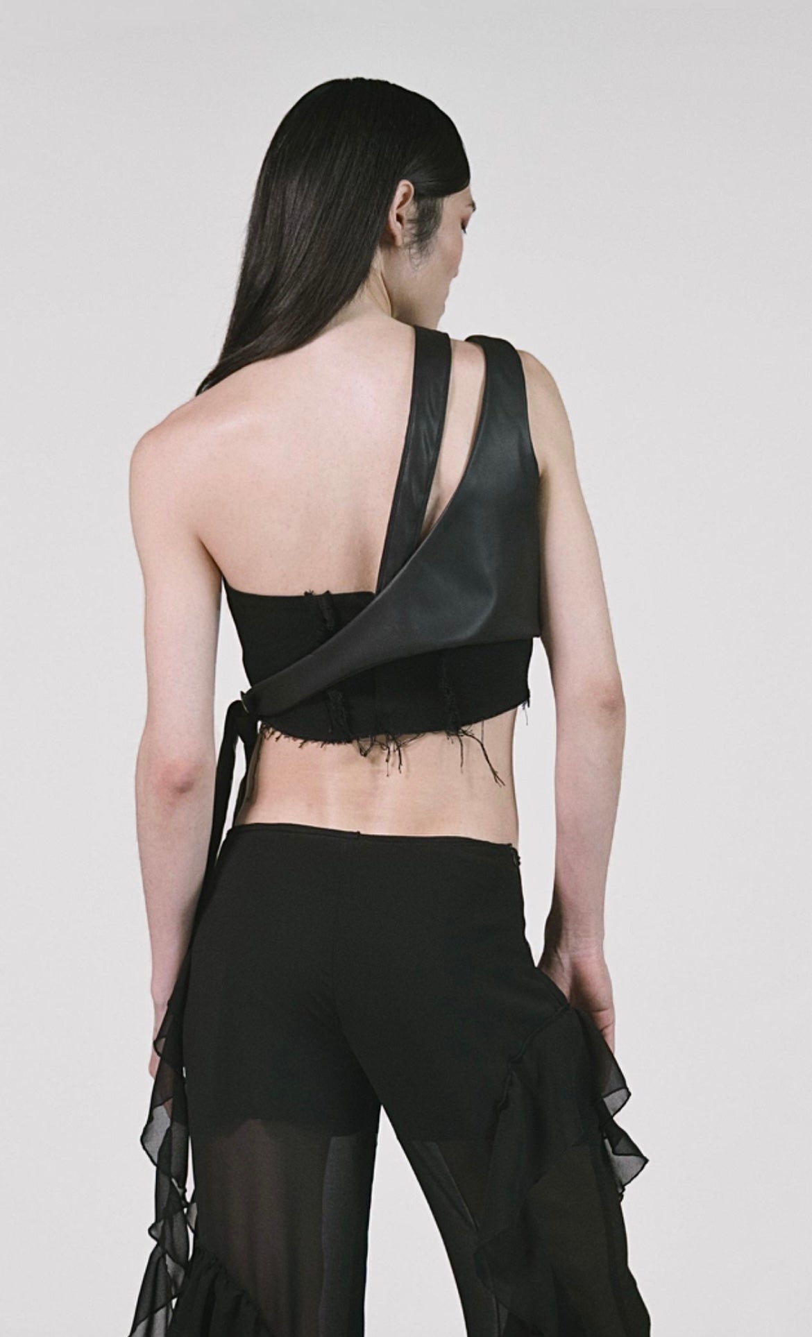 CROP TOP ISIDE