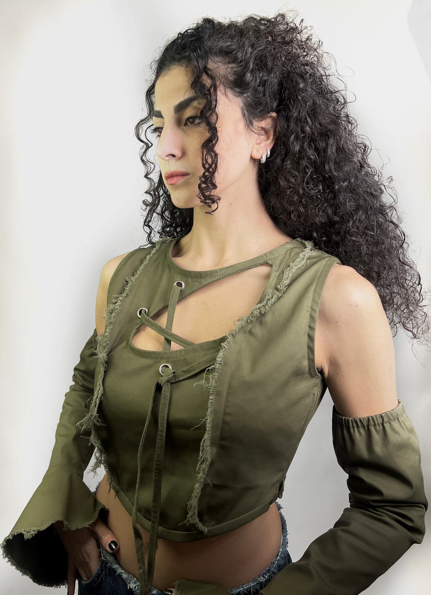 Crop top cut out AMETRIA