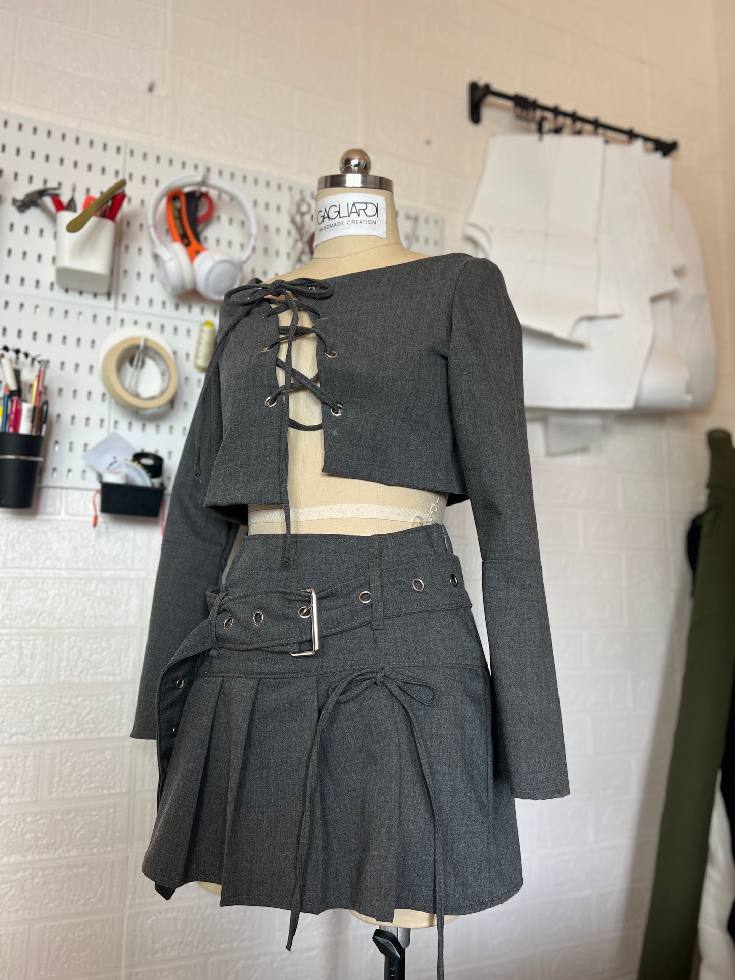 Completo GENERIS- crop top e gonna a pieghe